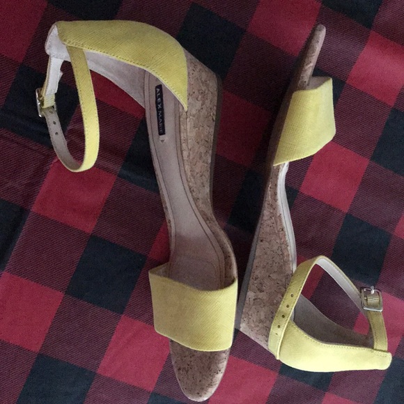 Alex Marie yellow wedge ankle strap sandals! - Picture 2 of 3